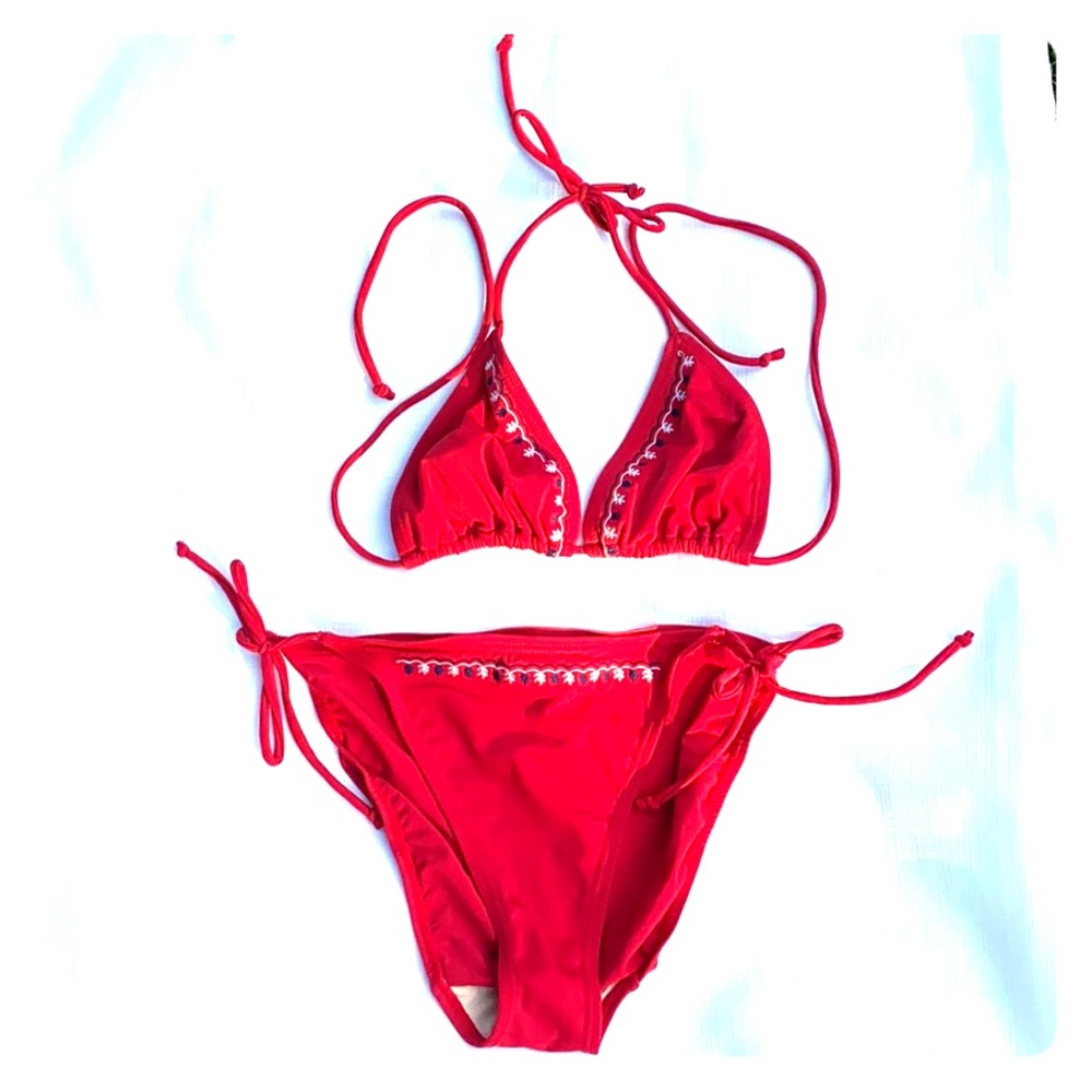 SEXY EMBROIDERED TRIANGLE STRING BIKINI SET BIKINI ⭐️⭐️⭐️⭐️⭐️